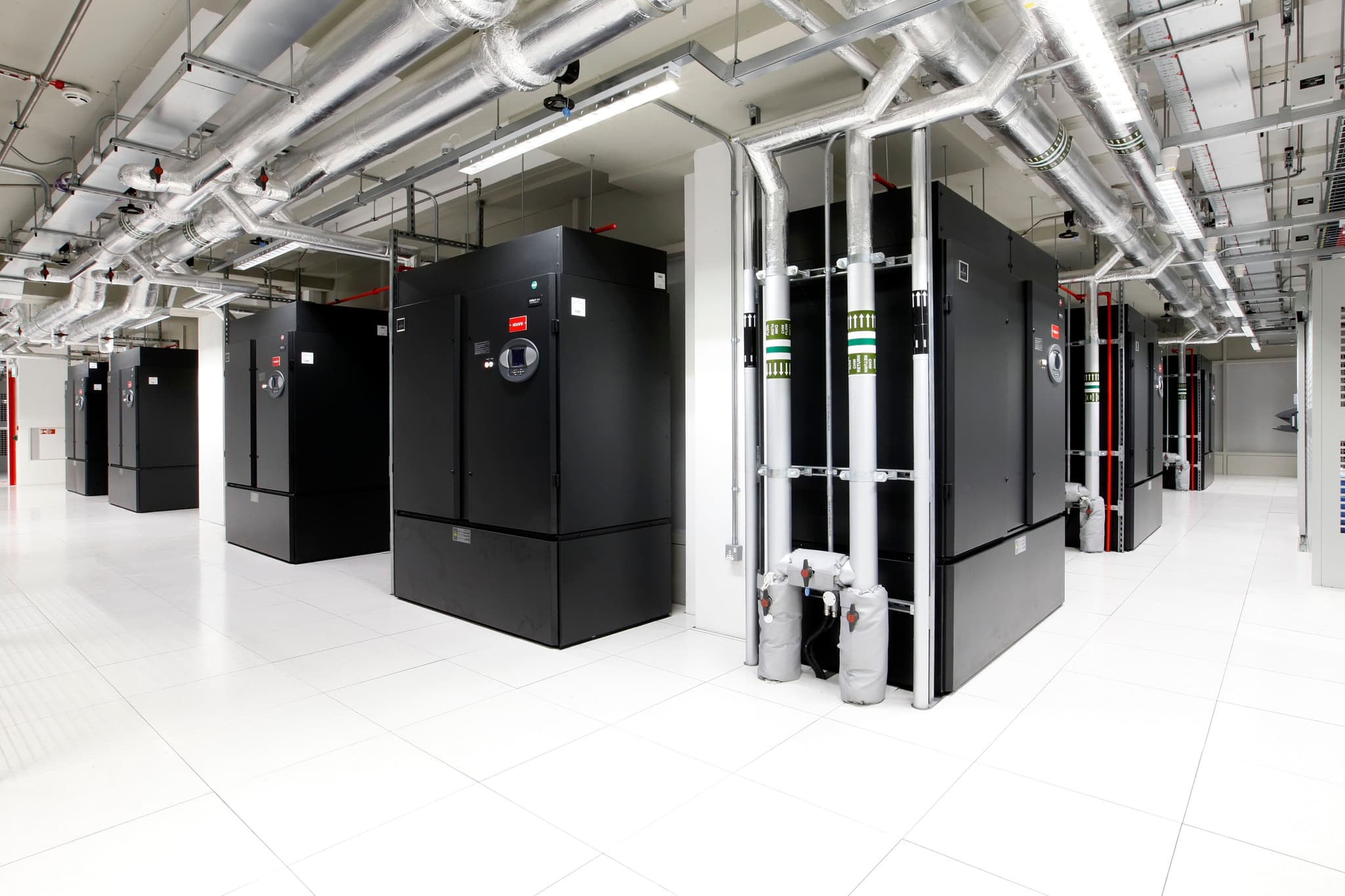 Premium Global Datacentres | Equinix-Powered Infrastructure | FDC Servers